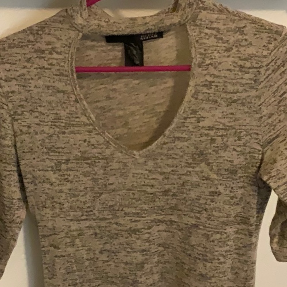 Gray top